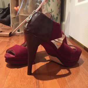 MICHAEL Michael Kors Shoes - Michael Kors Ariel Suede Platform Sandal, Sz 9.5 MICHAEL Michael Kors Shoes - Michael Kors Ariel Suede Platform Sandal, Sz 9.5