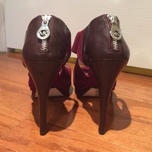 MICHAEL Michael Kors Shoes - Michael Kors Ariel Suede Platform Sandal, Sz 9.5 MICHAEL Michael Kors Shoes - Michael Kors Ariel Suede Platform Sandal, Sz 9.5