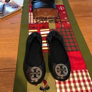 FINAL PRICE!! Tory Burch Reva Flats