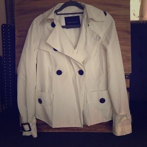 Lightweight Zara white small coat