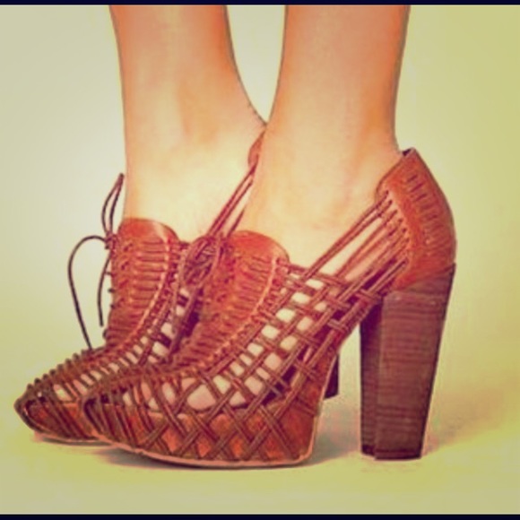 Free People MIISTA NAIA Leather and Rope Heel
