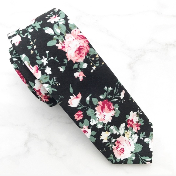 Men floral tie tie 👔! - Picture 2 of 5