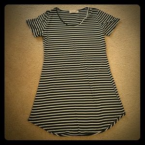 Black and white stripped tunic