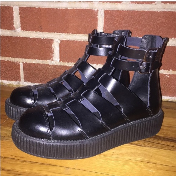 tuk gladiator sandals