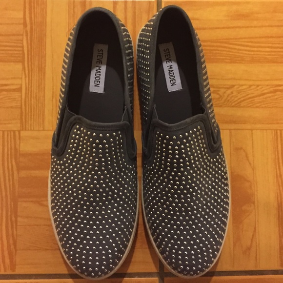 steve madden studded slip on