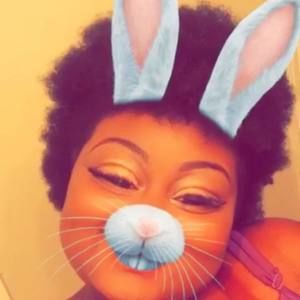 Meet your Posher, Kim