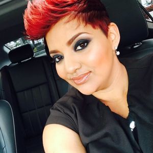 Meet your Posher, Joyce