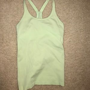 NEVER WORN Lululemon top