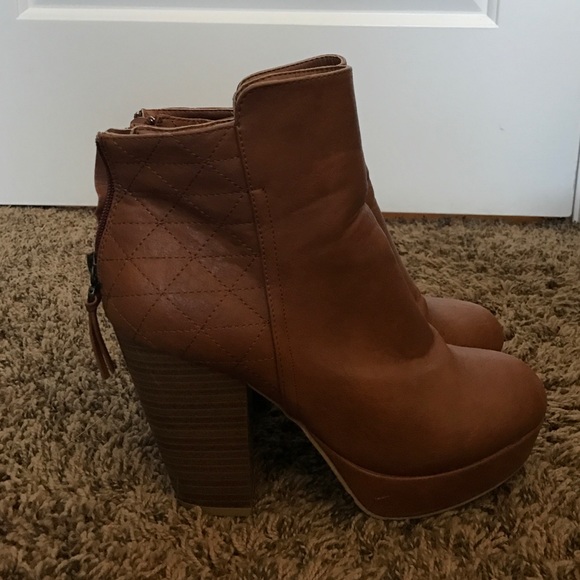 Brown booties - Picture 2 of 2