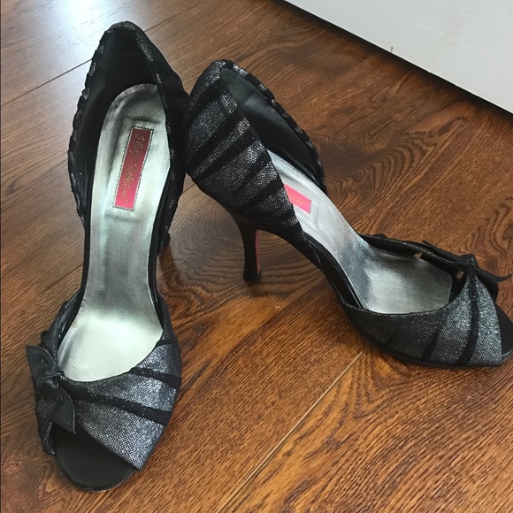 Betsey Johnson Metallic heels - Picture 1 of 2