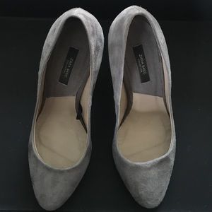 Zara grey faux suede pumps