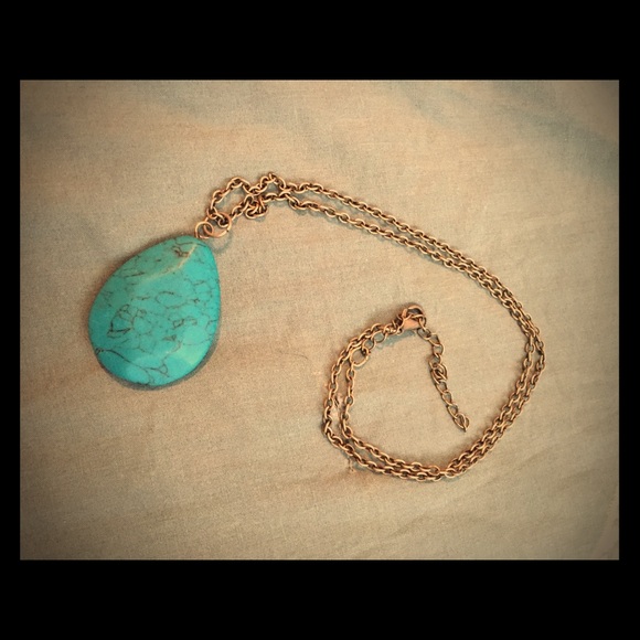 Turquoise stone necklace
