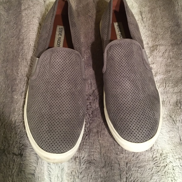 STEVE MADDEN grey perforated suede size 8/8.5