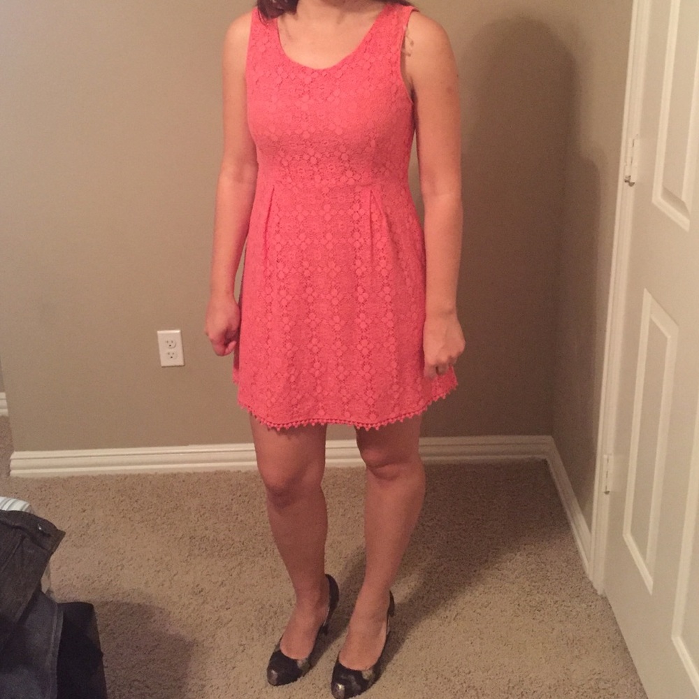 🍀Cute peach pink lace summer dress w/ back zipper
