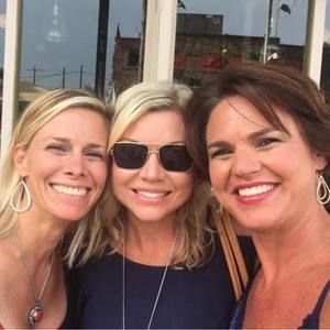 Meet your Posher, Carrie