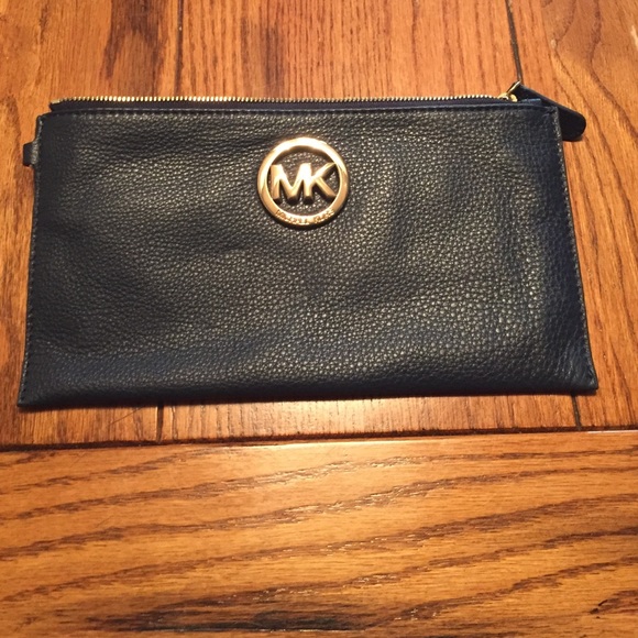 Michael Kors Blue Leather Zip Wristlet