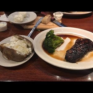 Meet your Posher, Mely