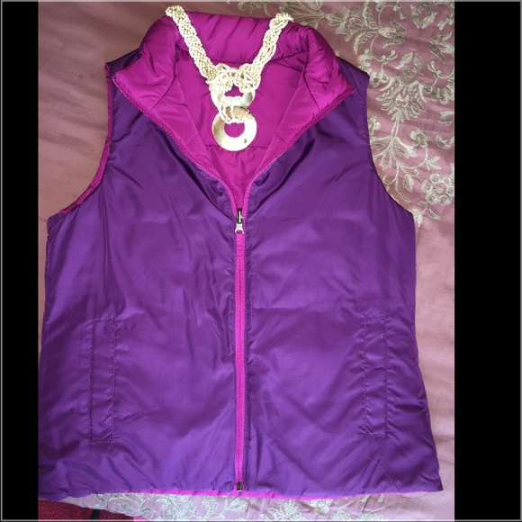 Reversible Puffer Vest - Picture 6 of 6
