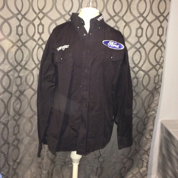 Wrangler Button Down Shirt