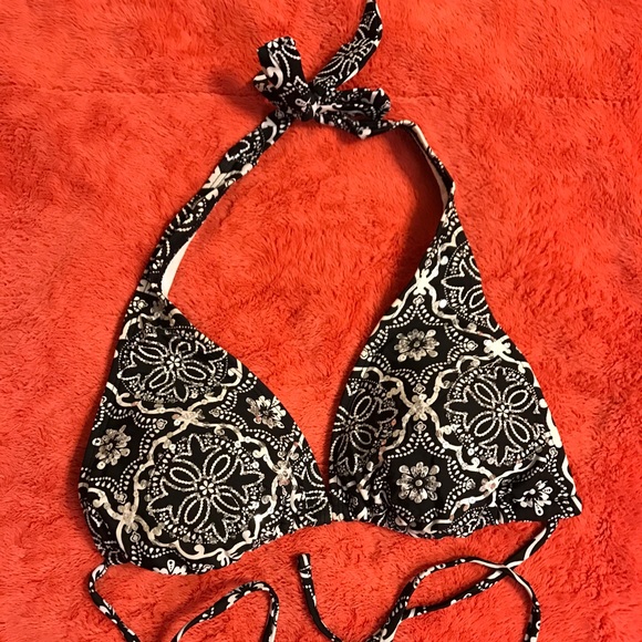 Xhilaration swim top