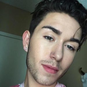 Meet your Posher, Isaac