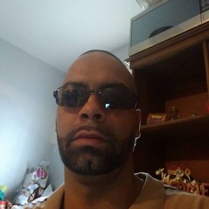 Meet your Posher, Anibal