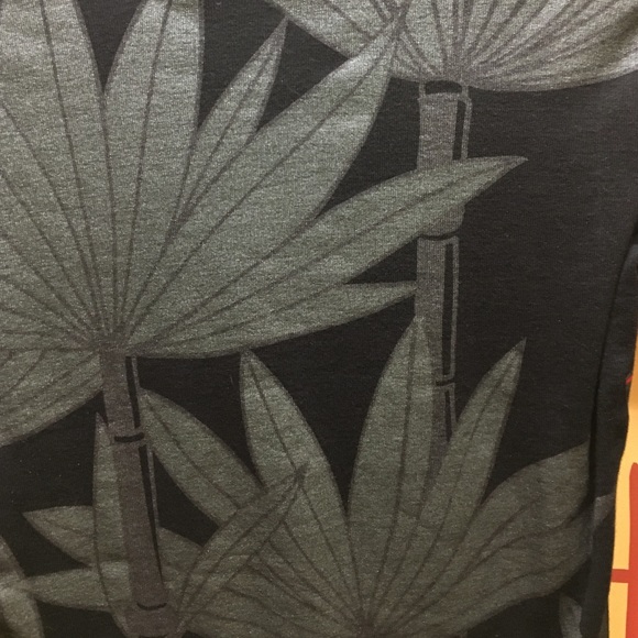 Cusco Barcelona Top NWT, Model: Circle Serpico - Picture 4 of 4