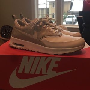 Nike Air Max Thea in tan