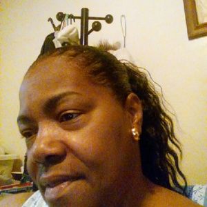 Meet your Posher, Debra