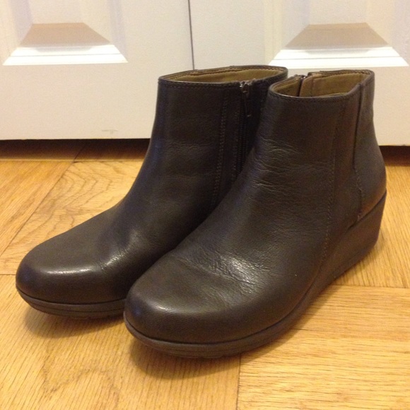 Easy Spirit E360 Comfortable Wedge Boots
