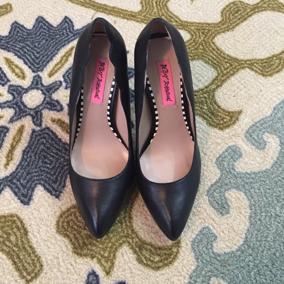 Betsey Johnson black Stilettos