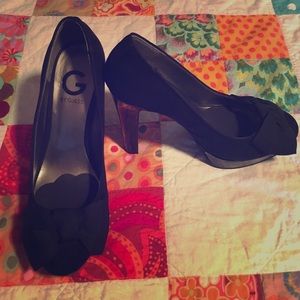 Guess black platforms