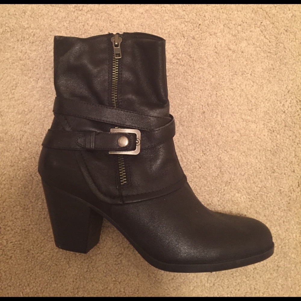 Bare Traps size 10