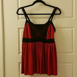 RED & LACE Top