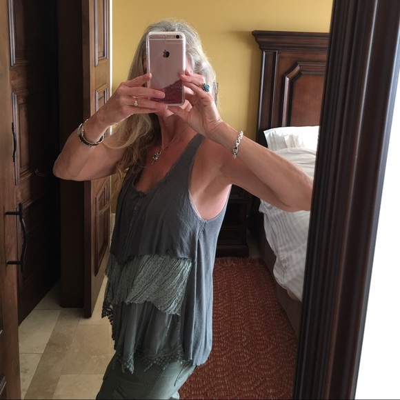 Free people layered tank top Sz M - Picture 2 of 4