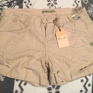 Miss Me linen shorts