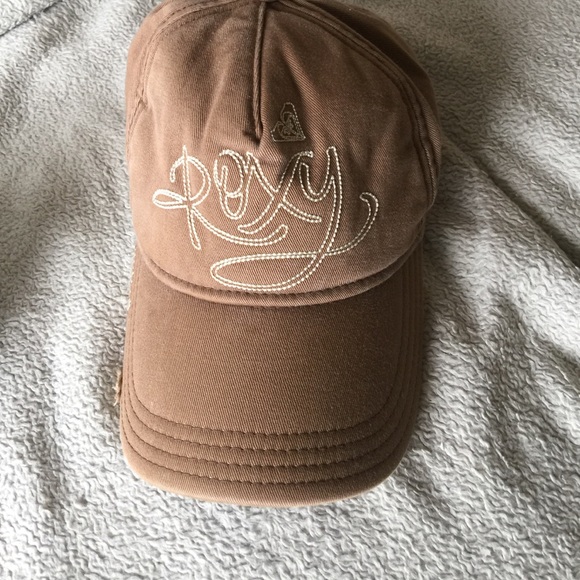 Roxy baseball cap