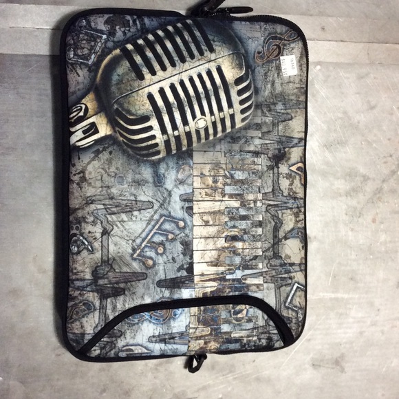 Designer Sleeves Melomania MacBook Pro 13" Sleeve - Picture 1 of 3