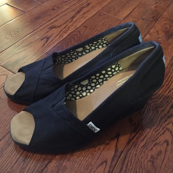 TOMS