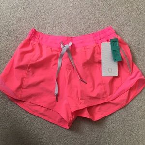 New with tags Lululemon Hotty Hot Shorts
