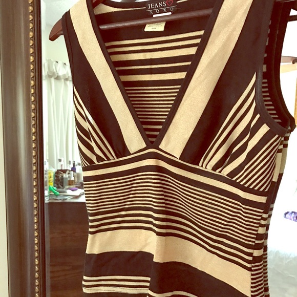 Black and gold knit top