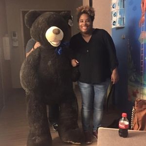 Meet your Posher, Kayla