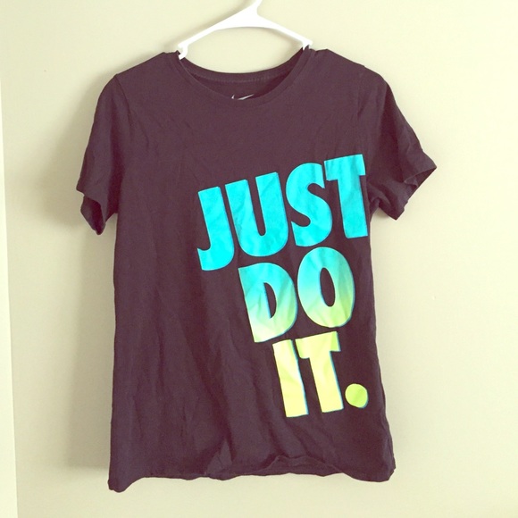 Kids Nike Tee