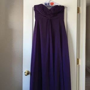Prom/wedding/bridal party dress