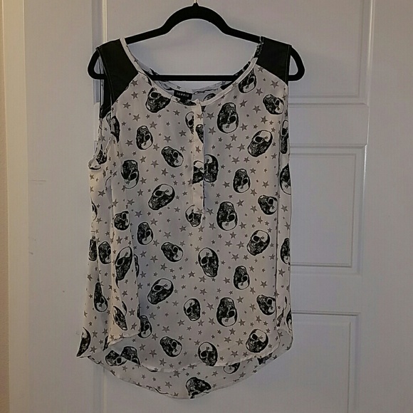 torrid Tops - Skulls & Stars top