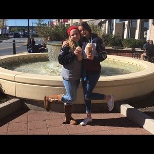 Meet your Posher, Emma