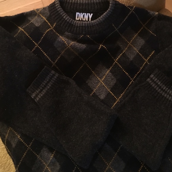 DKNY argyle crew neck wool sweater - Picture 2 of 4