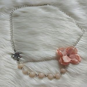 Last Chance! Cute flower necklace
