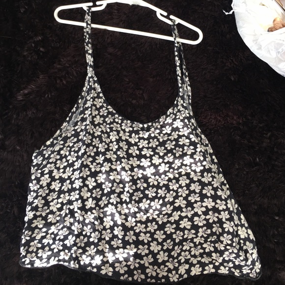 From PacSun, one size, black and white crop top