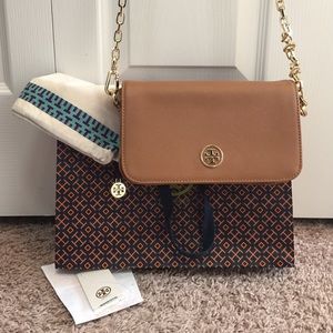 NWT Tory "Robinson" crossbody!